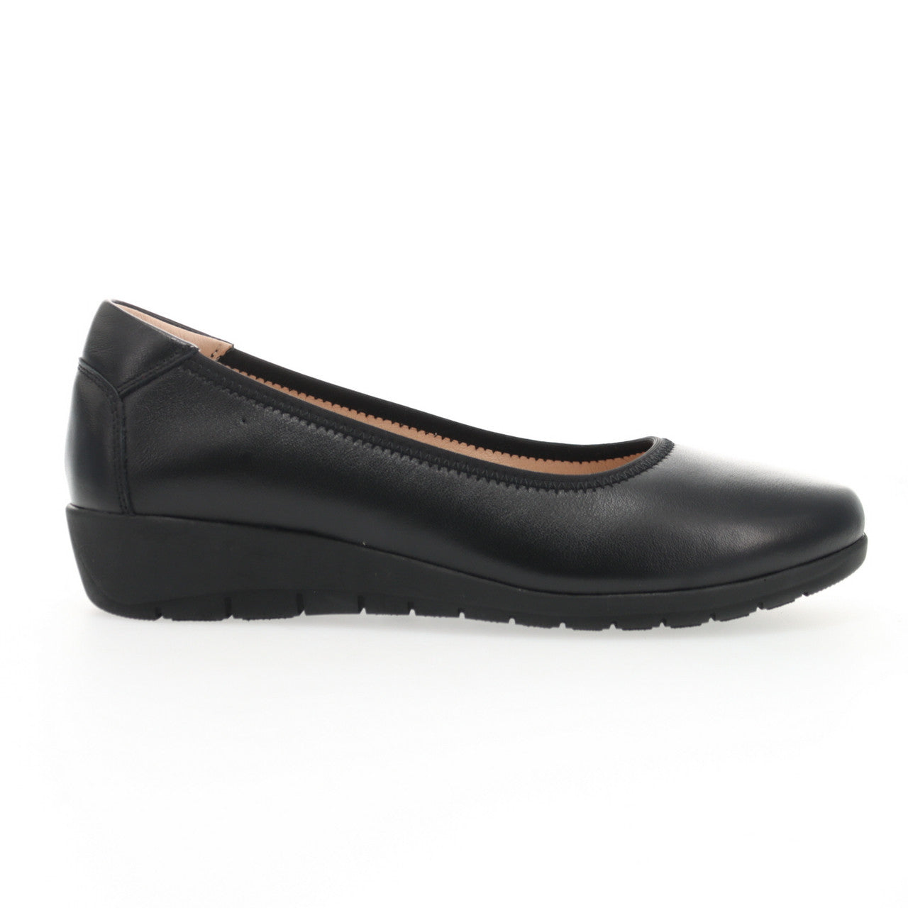 Propet Women's Yara Shoe